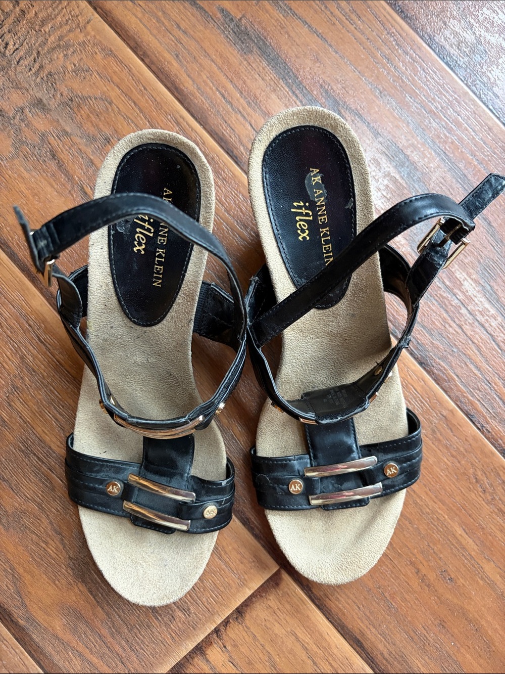 Anne Klein Black Leather Slingback Sandals with Gold Accents - Size 9M